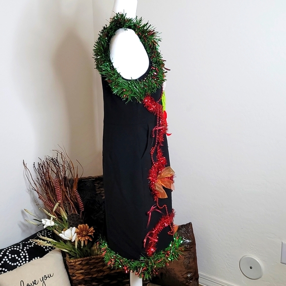 **SOLD** Ugly Christmas Sweater Party Light up Grinch Dress - Picture 5 of 7